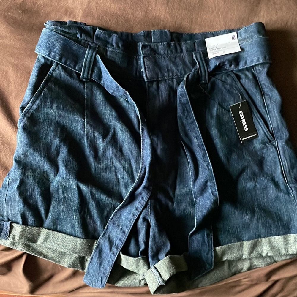 Express shorts